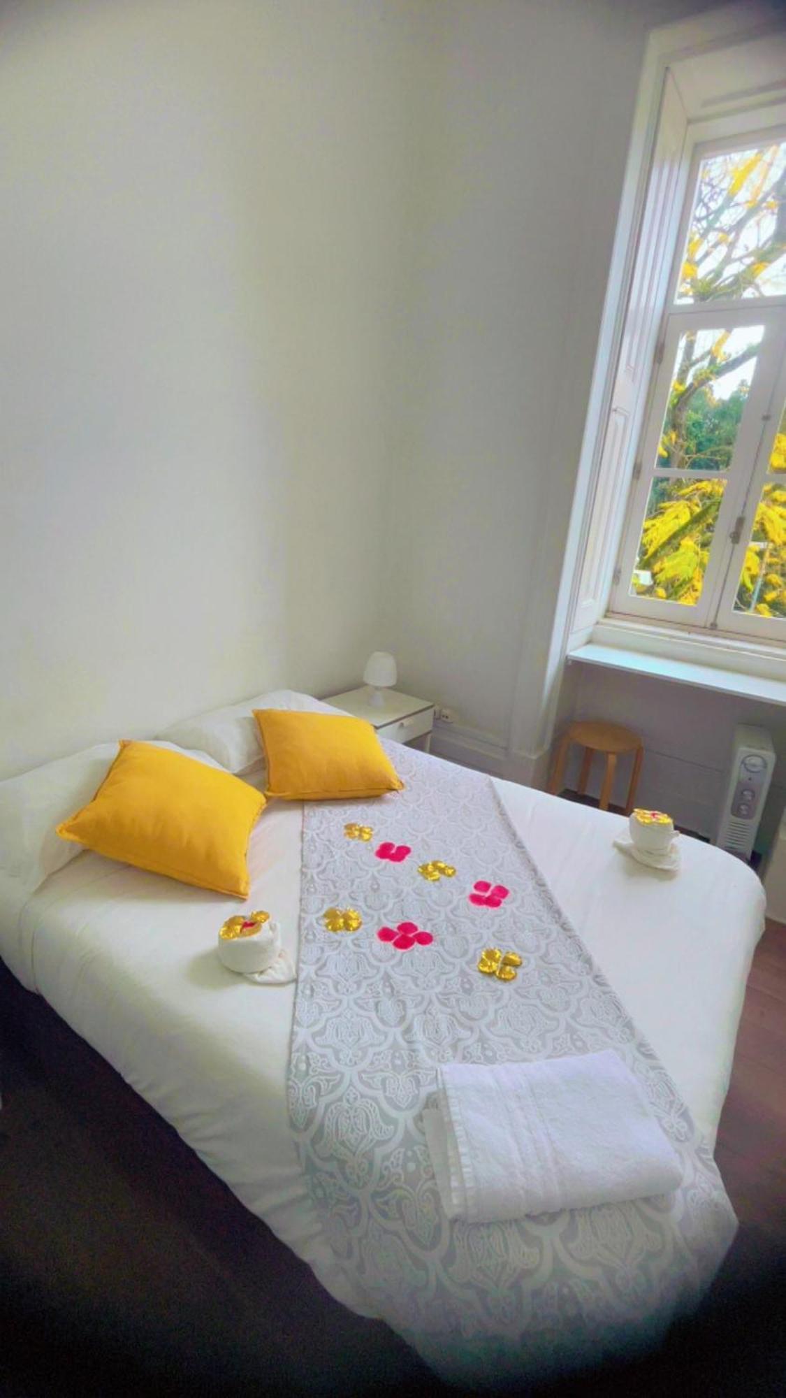 Ww Hostel & Suites Coimbra Buitenkant foto