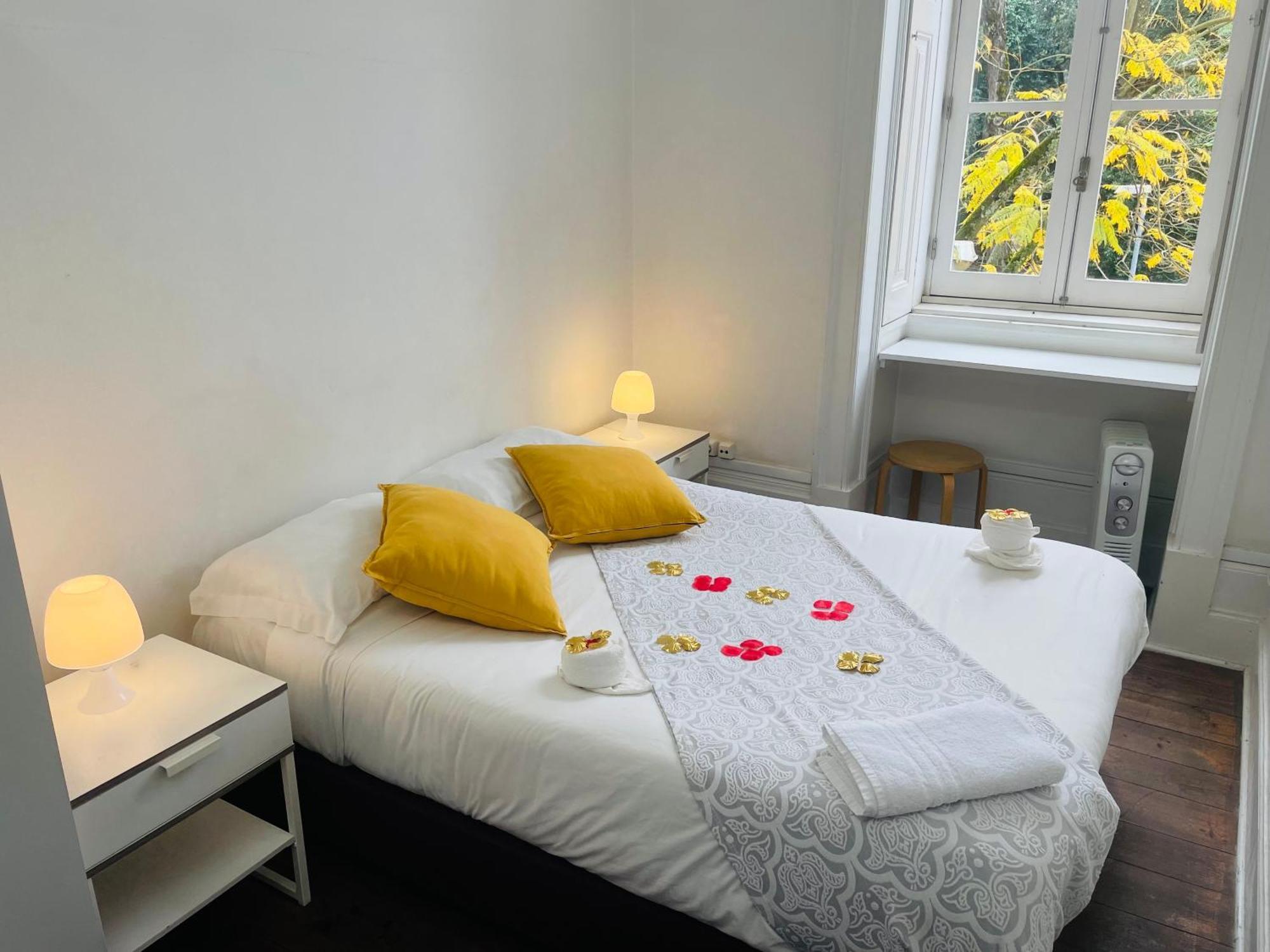 Ww Hostel & Suites Coimbra Buitenkant foto